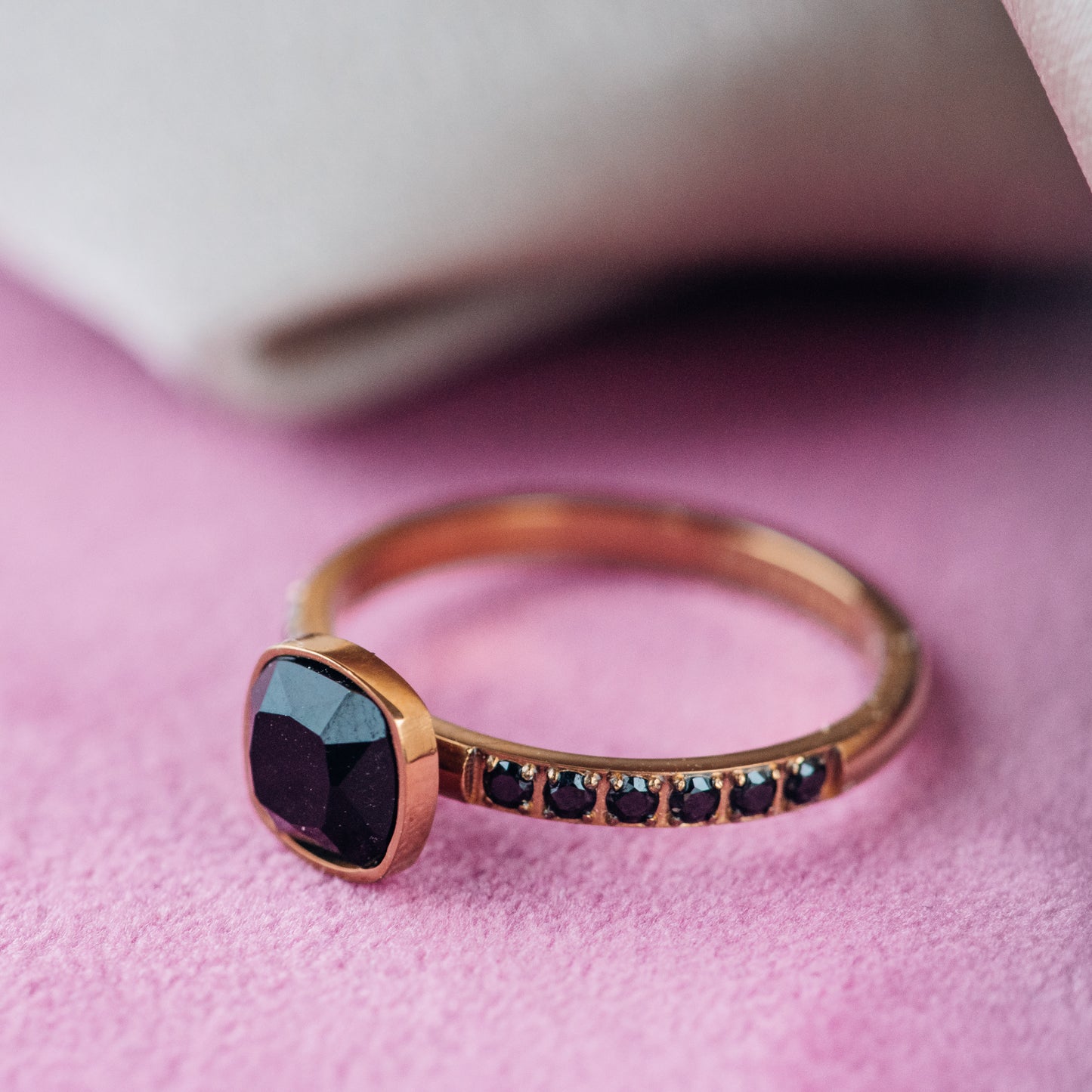 iXXXi FAME Ring Prince