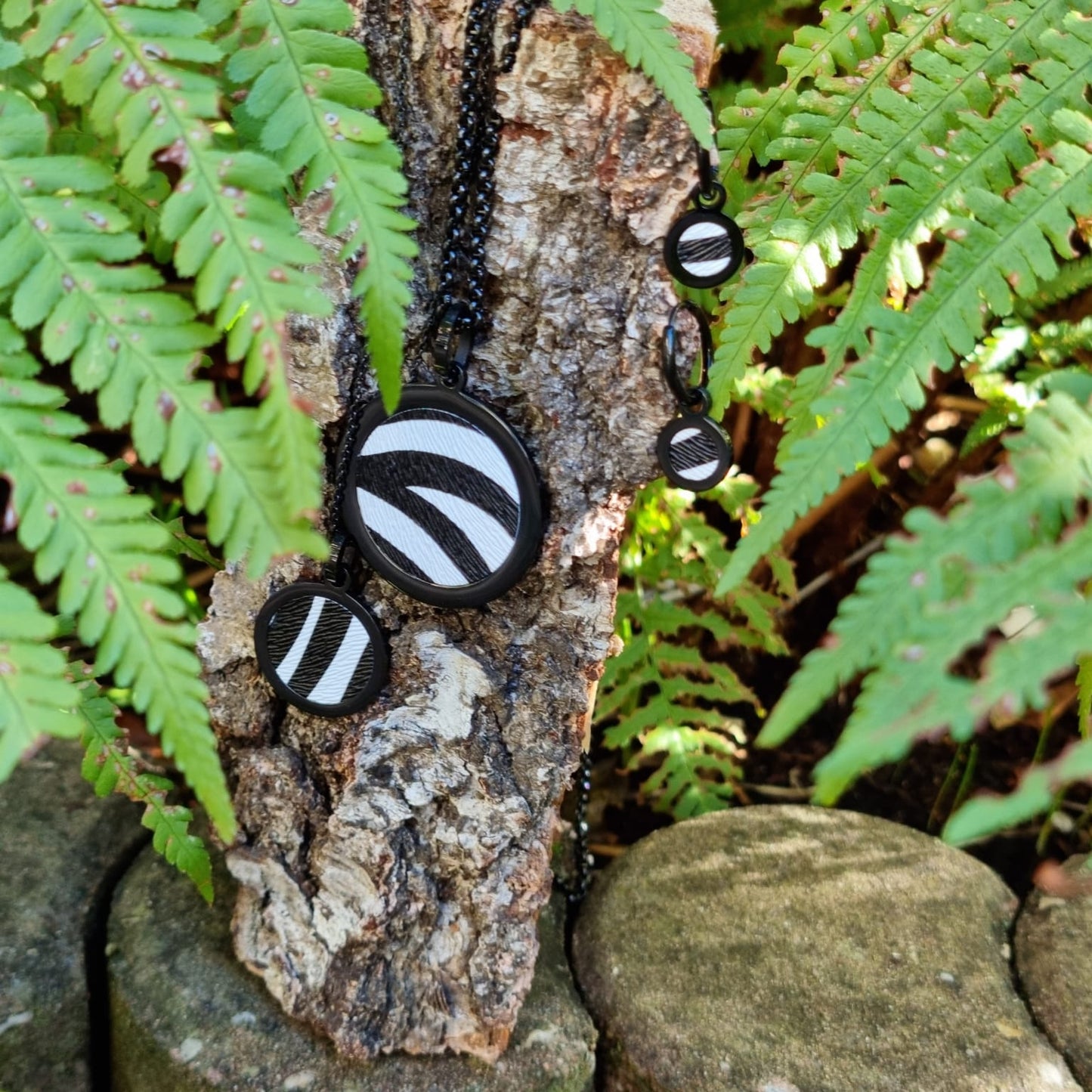 iXXXi Jewelry Charm Zebra 12mm